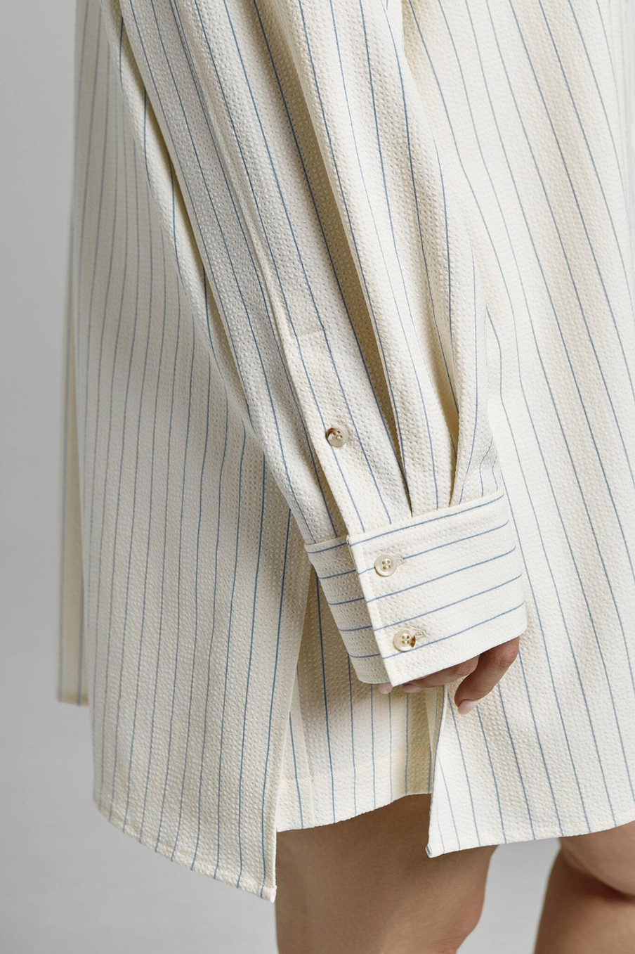 Рубашка с вышивкой