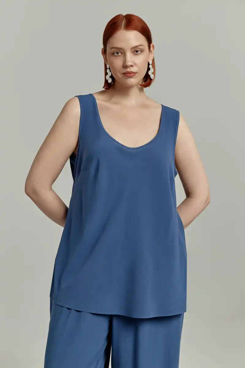 Топ в бельевом стиле