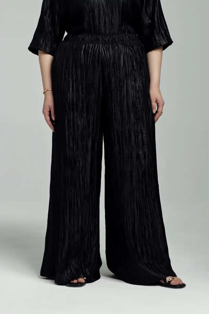 Брюки из жатой ткани