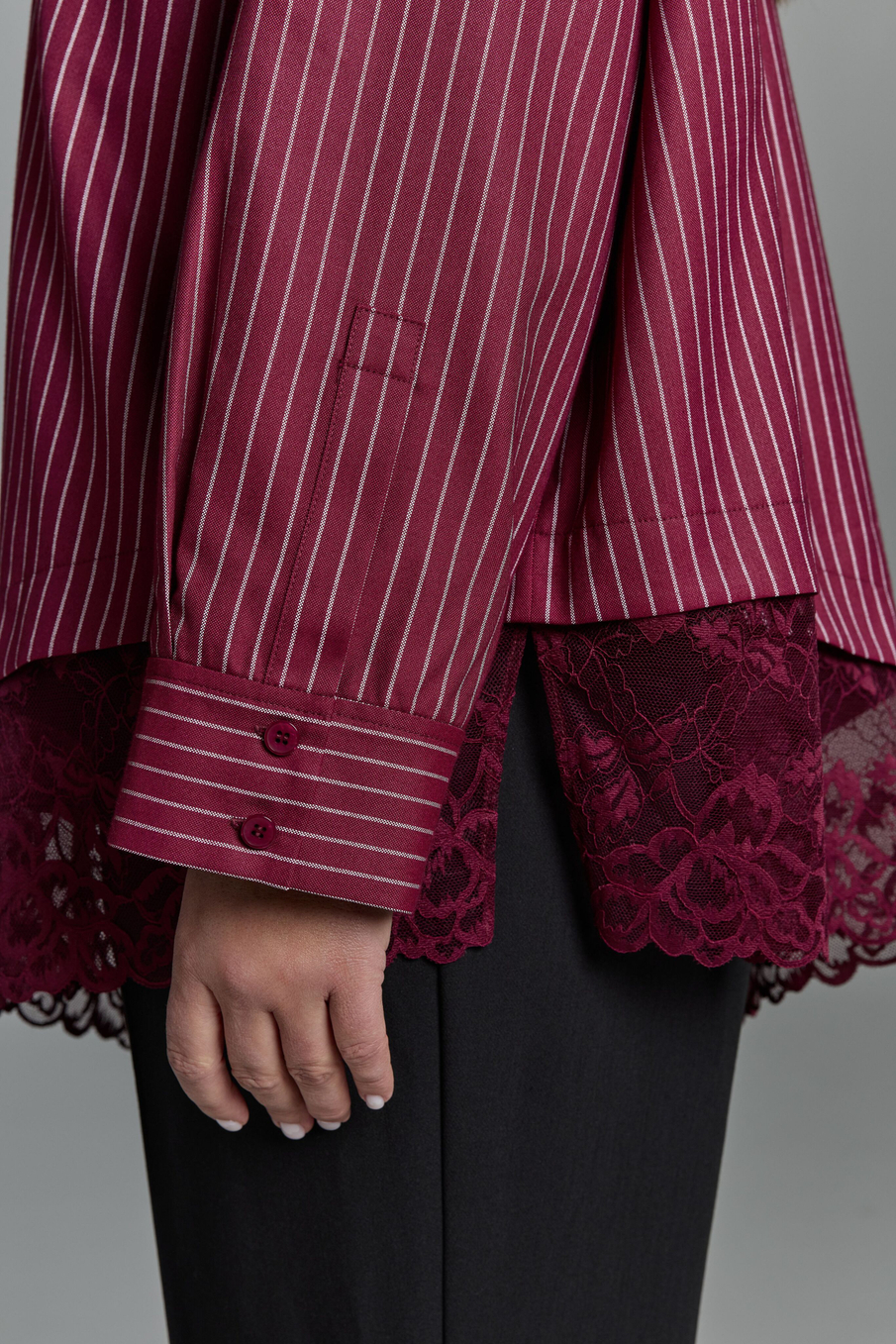 Рубашка с кружевом CHIC