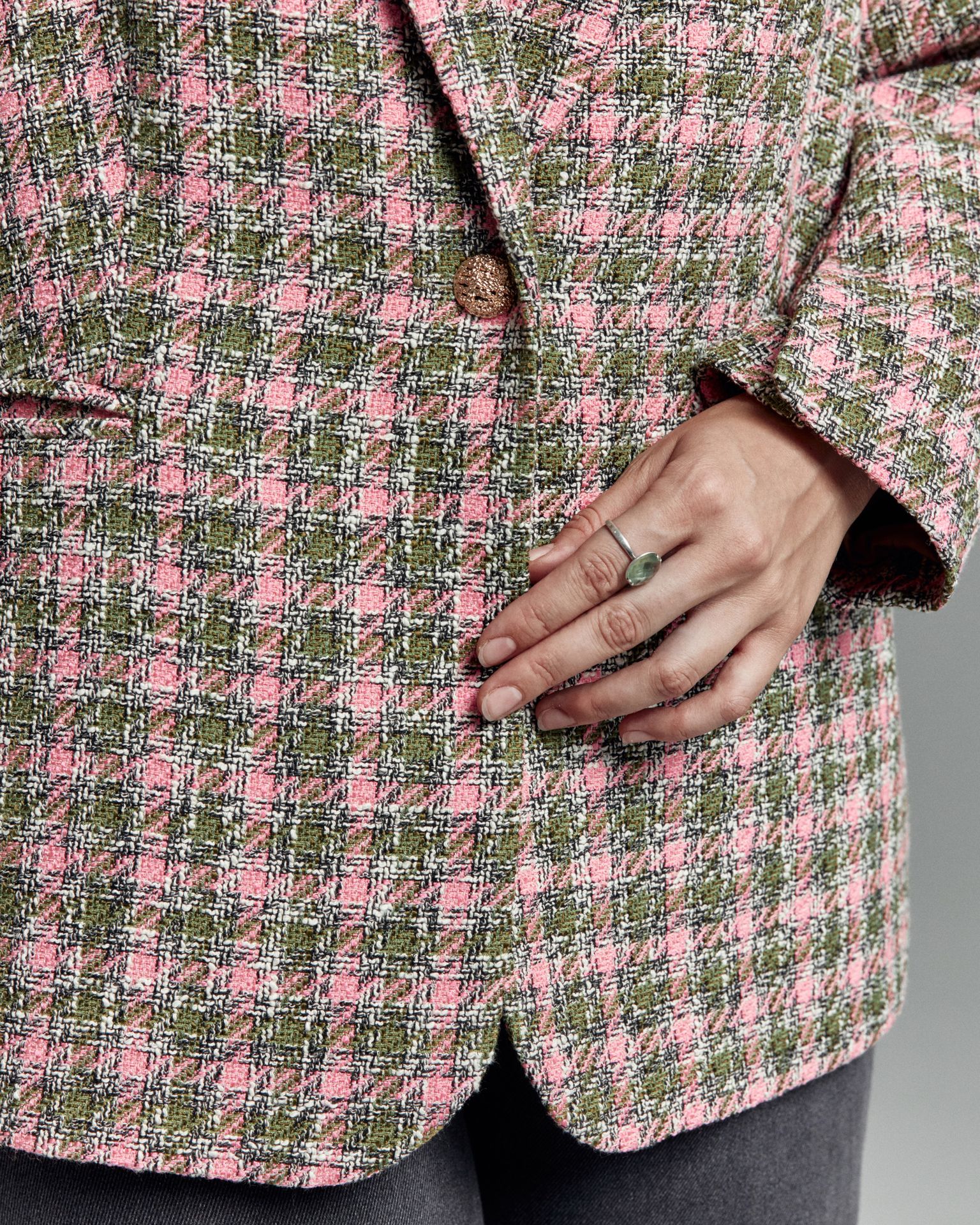 Твидовый жакет