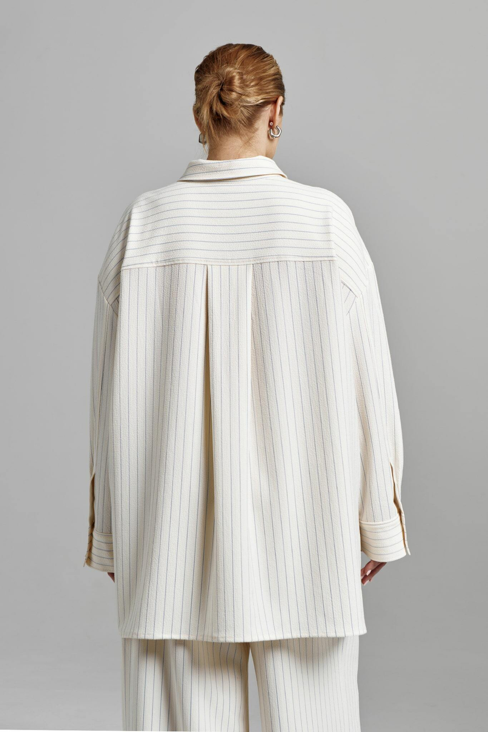 Рубашка с вышивкой