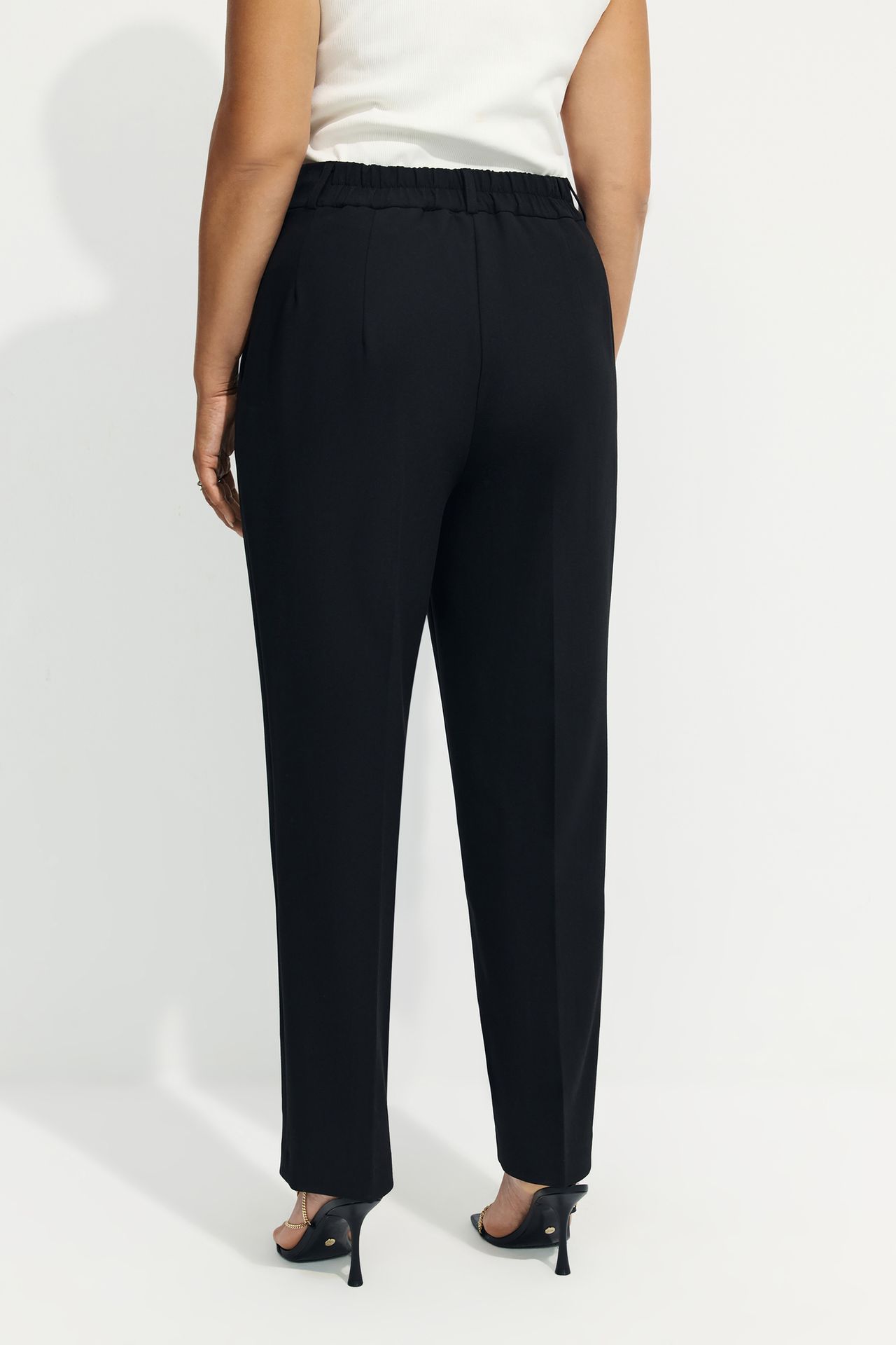 Брюки сигареты