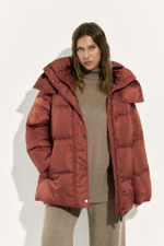 Пуховик с премиальным наполнителем RENE