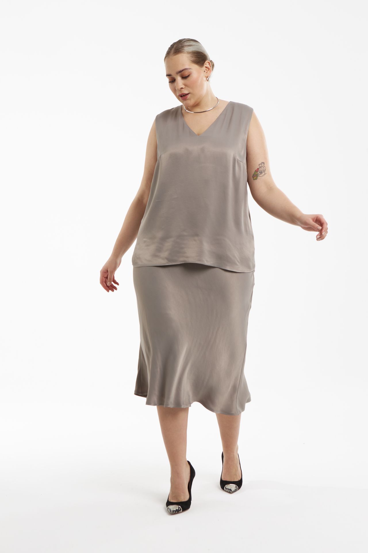 Топ-блуза струящийся