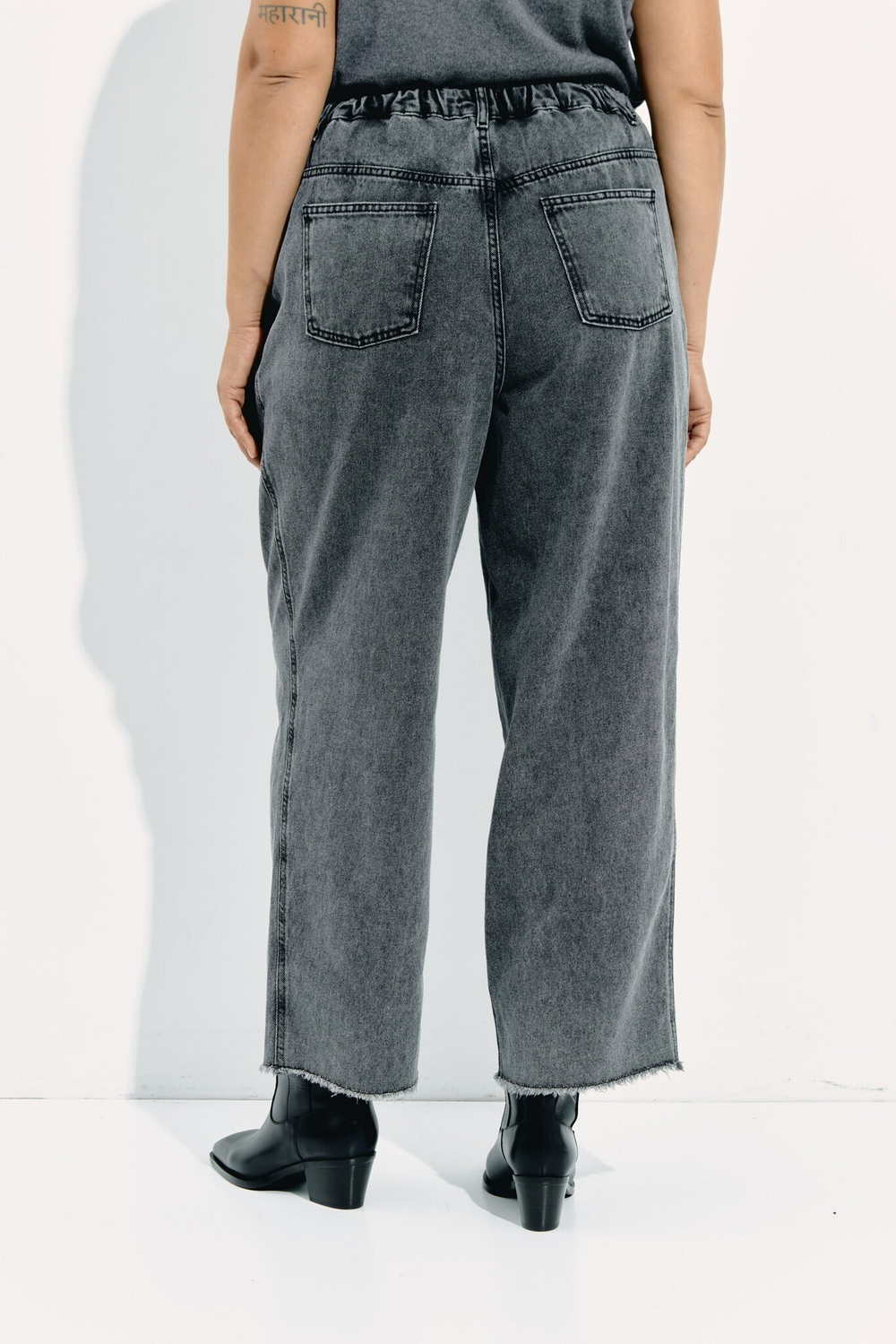 Джинсы прямые NOOR