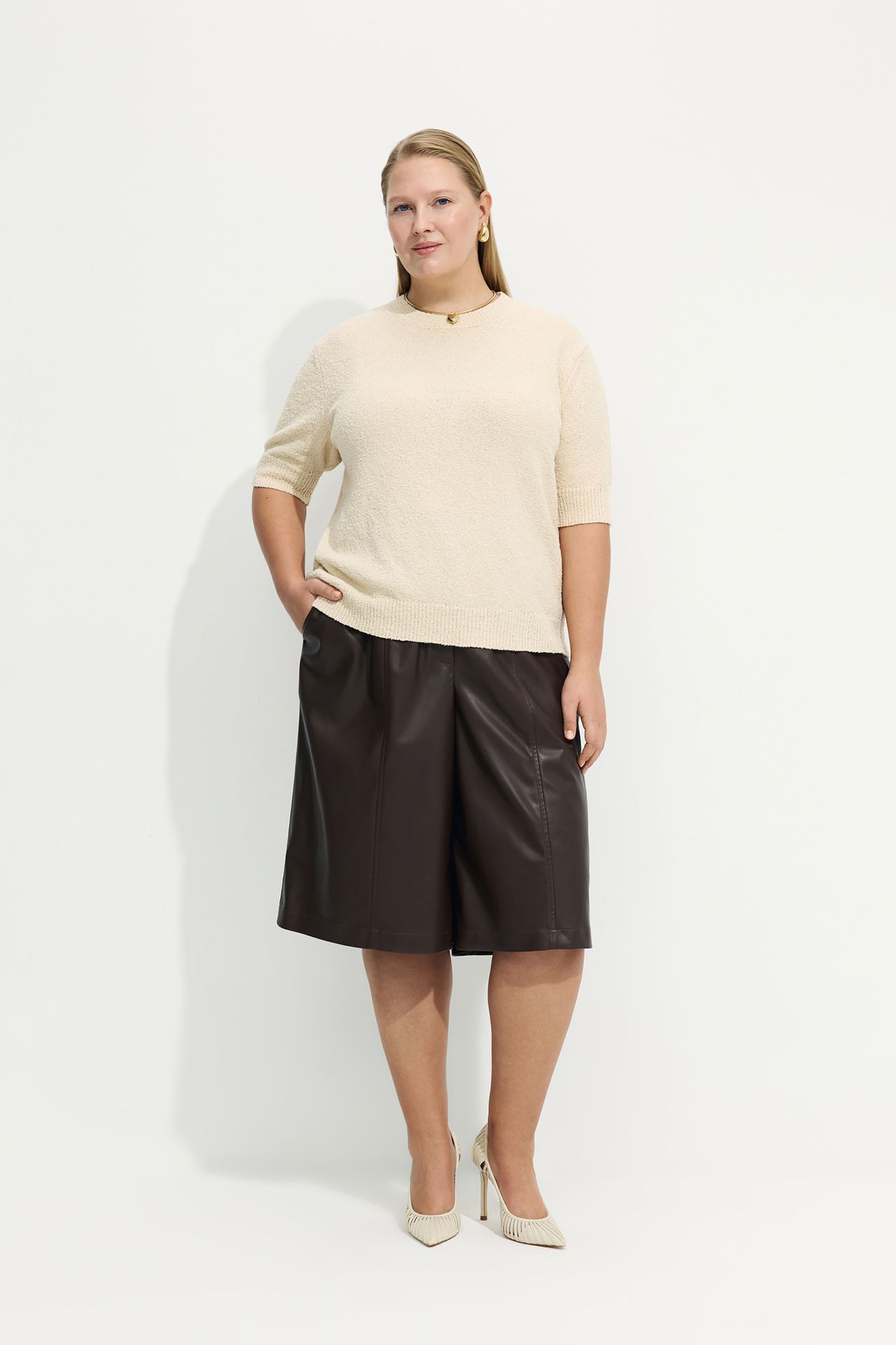 Шорты из экокожи LILITH