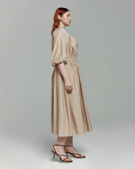 Платье с поясом-резинкой на талии