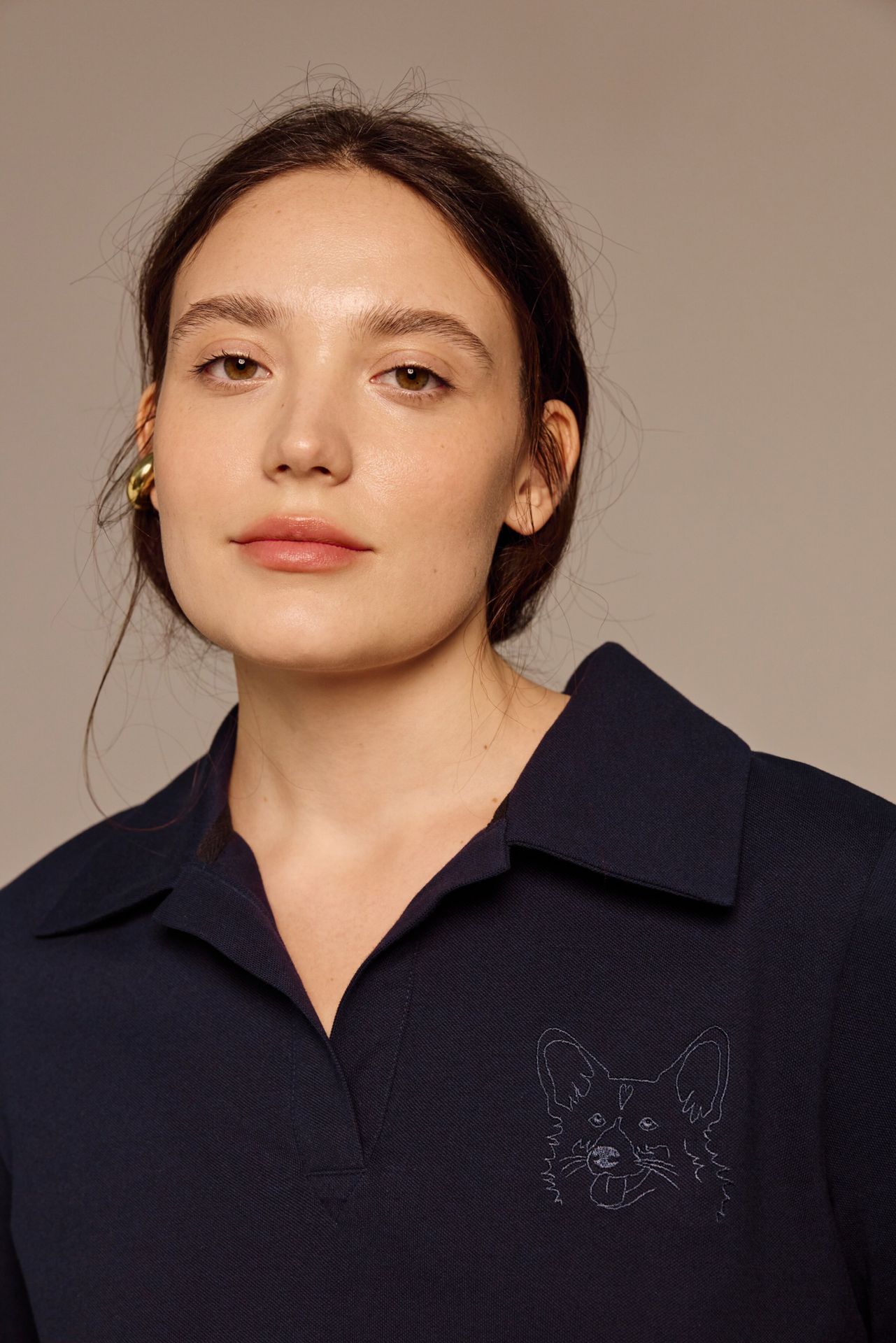 Поло с вышивкой Тяпа