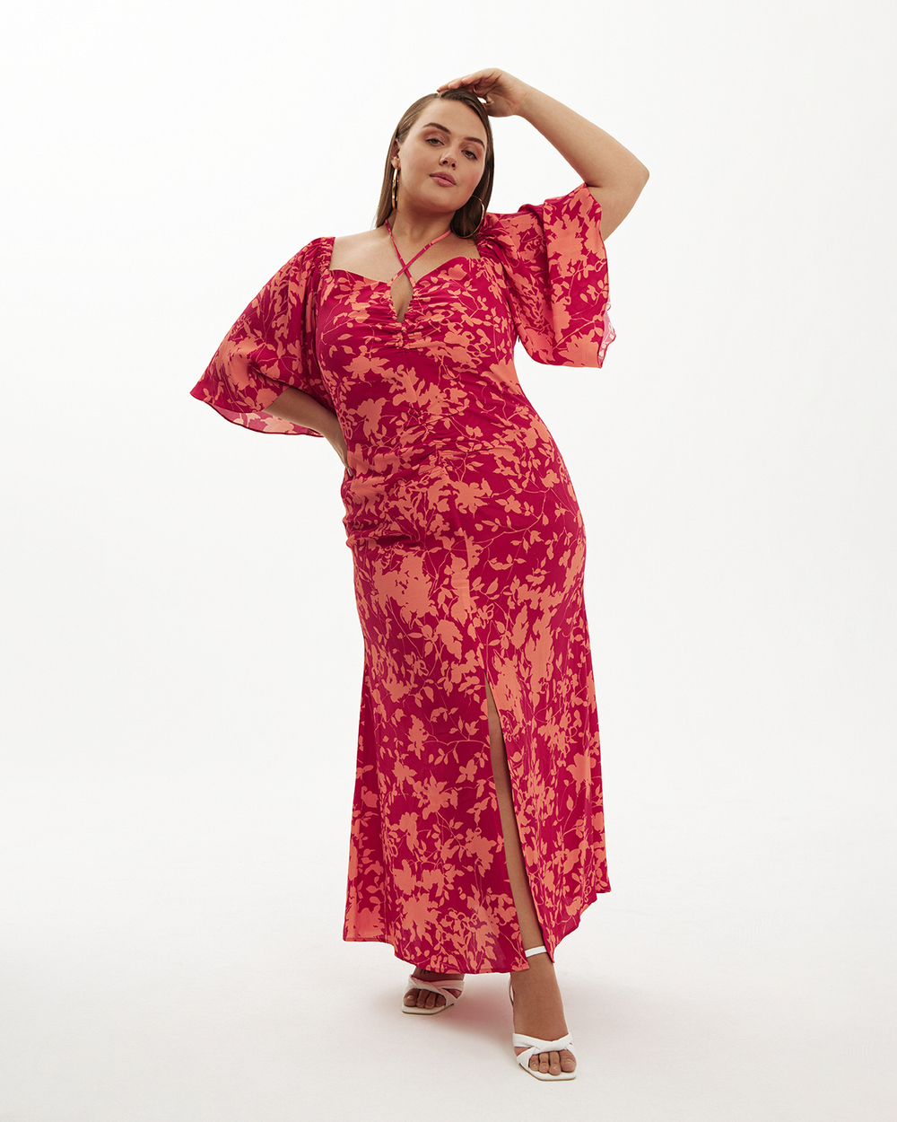 Платье со шнуровкой по спине