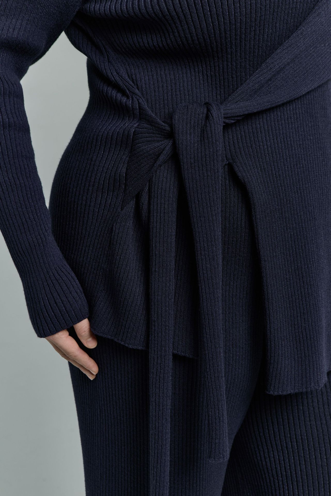 Джемпер асимметричный LORRAINE