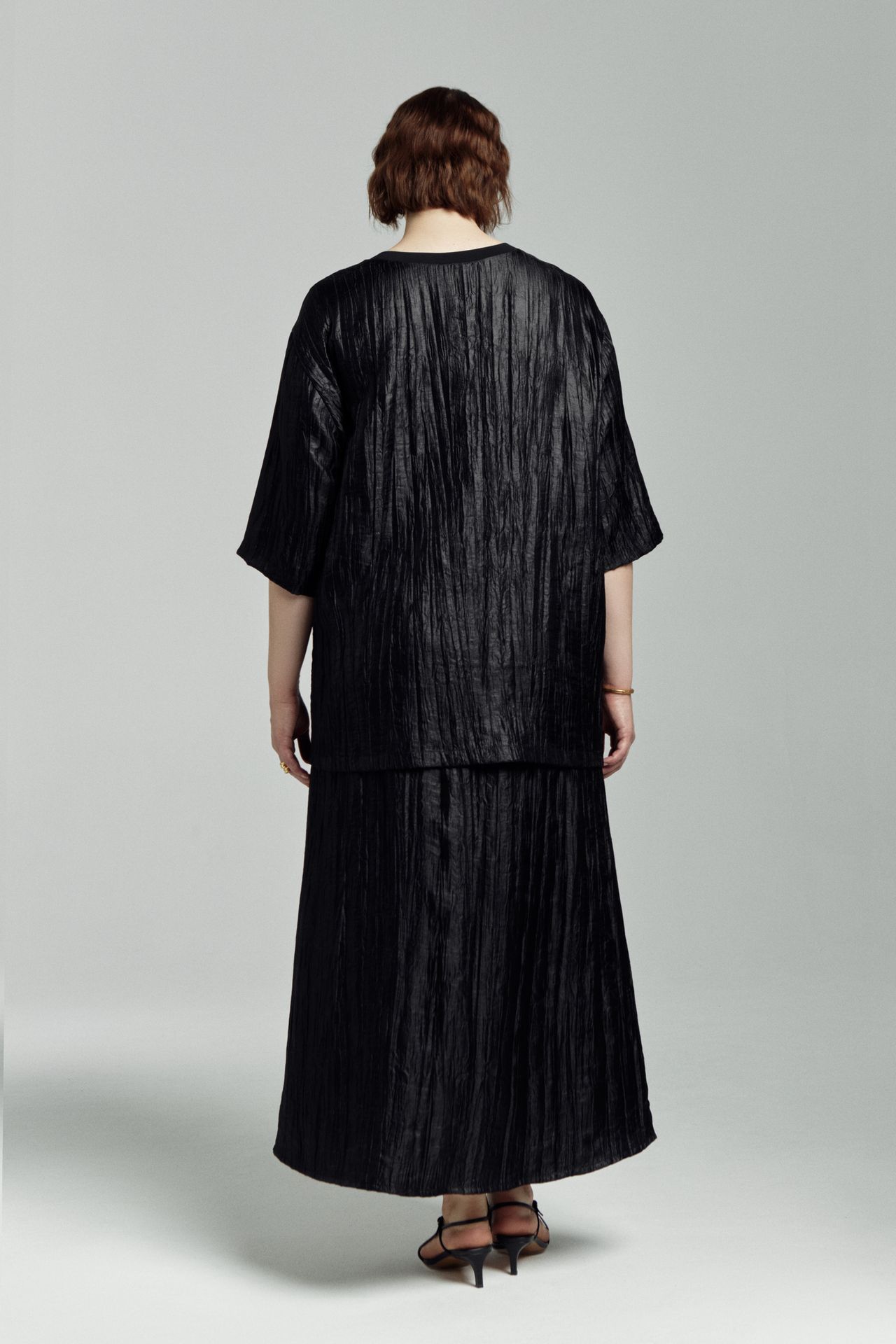 Топ-блуза из жатой ткани