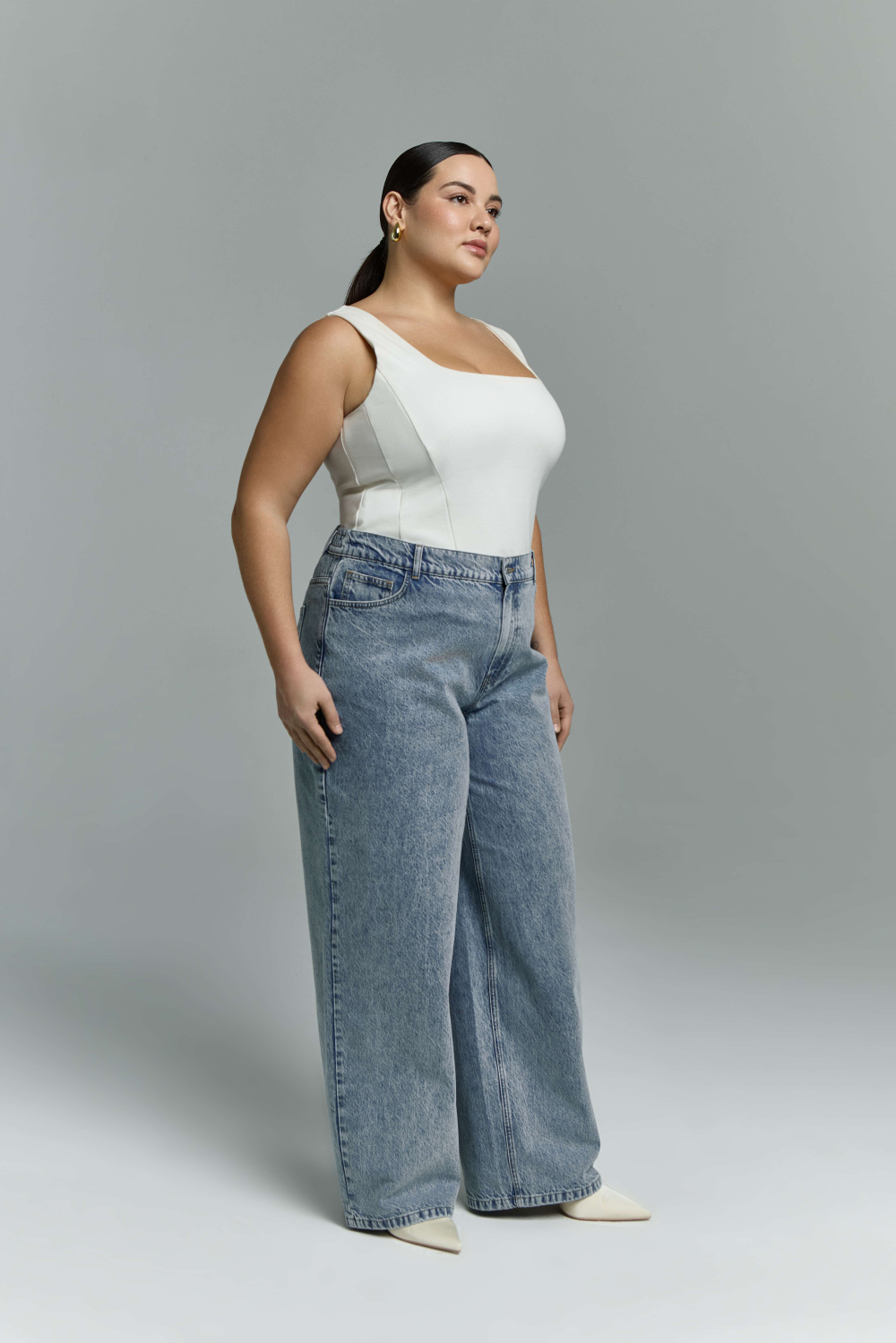 Джинсы с вышивкой Бритни