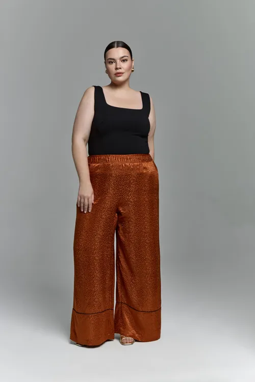 Брюки с кантом SECRET