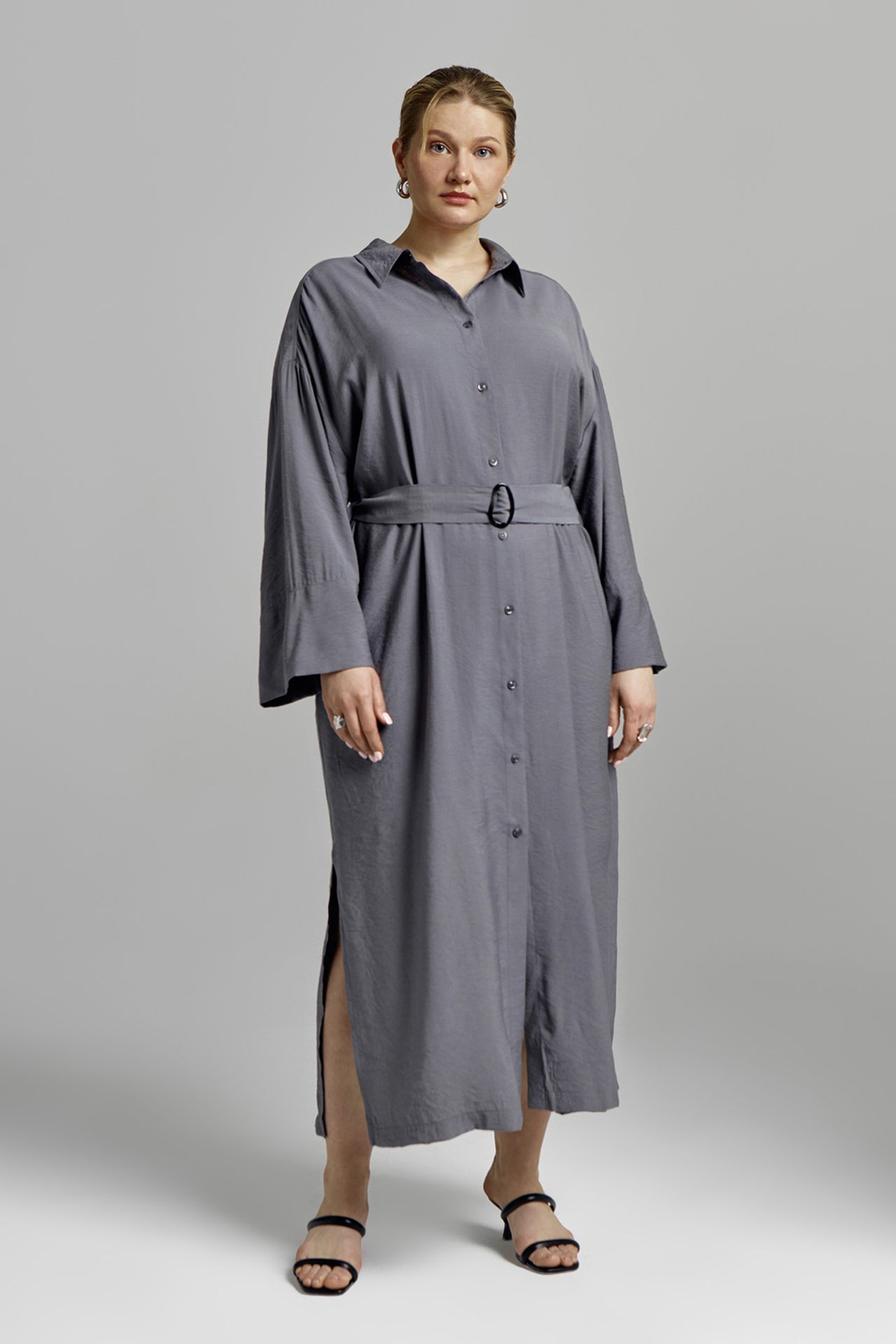 Платье-рубашка струящаяся