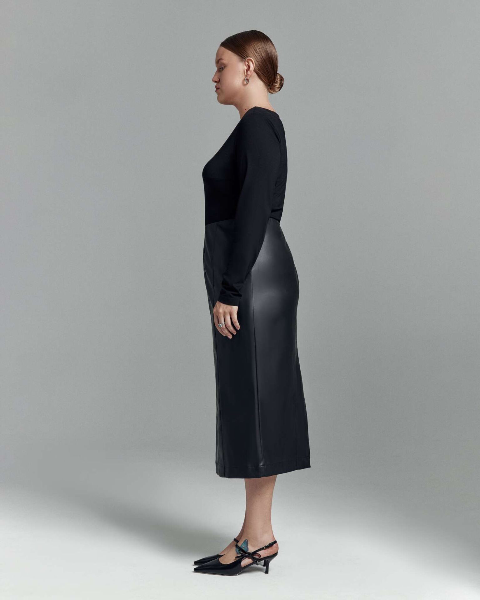 Юбка из экокожи