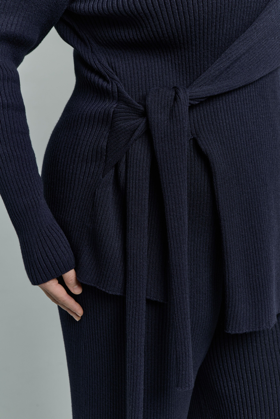 Джемпер асимметричный LORRAINE