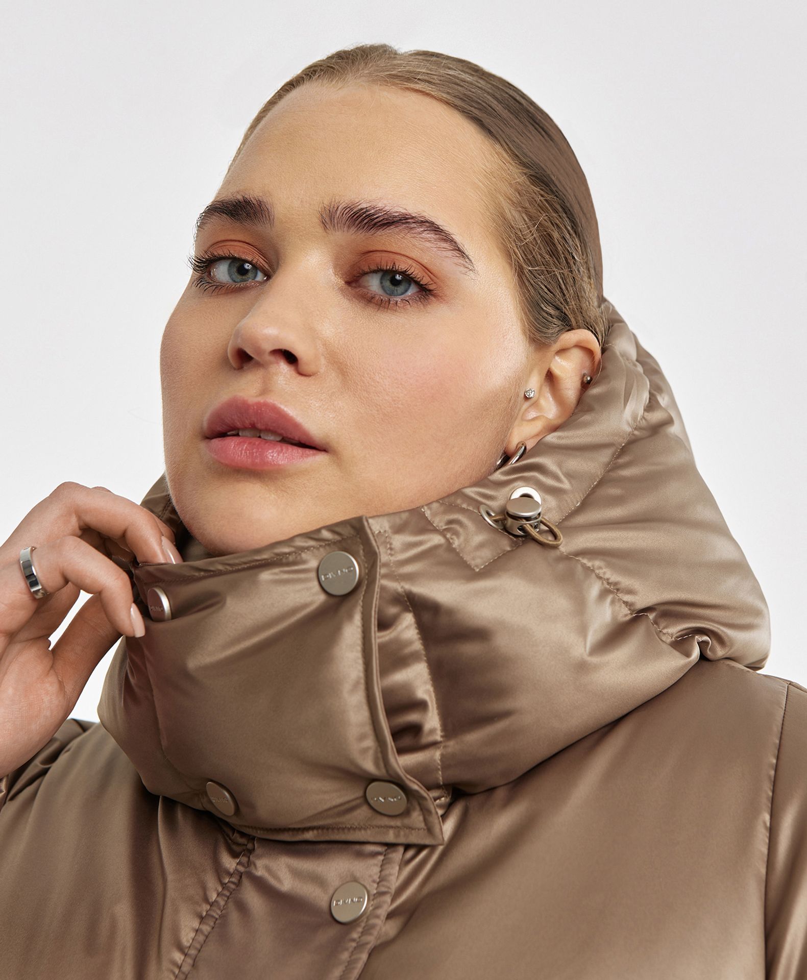 Пуховик короткий