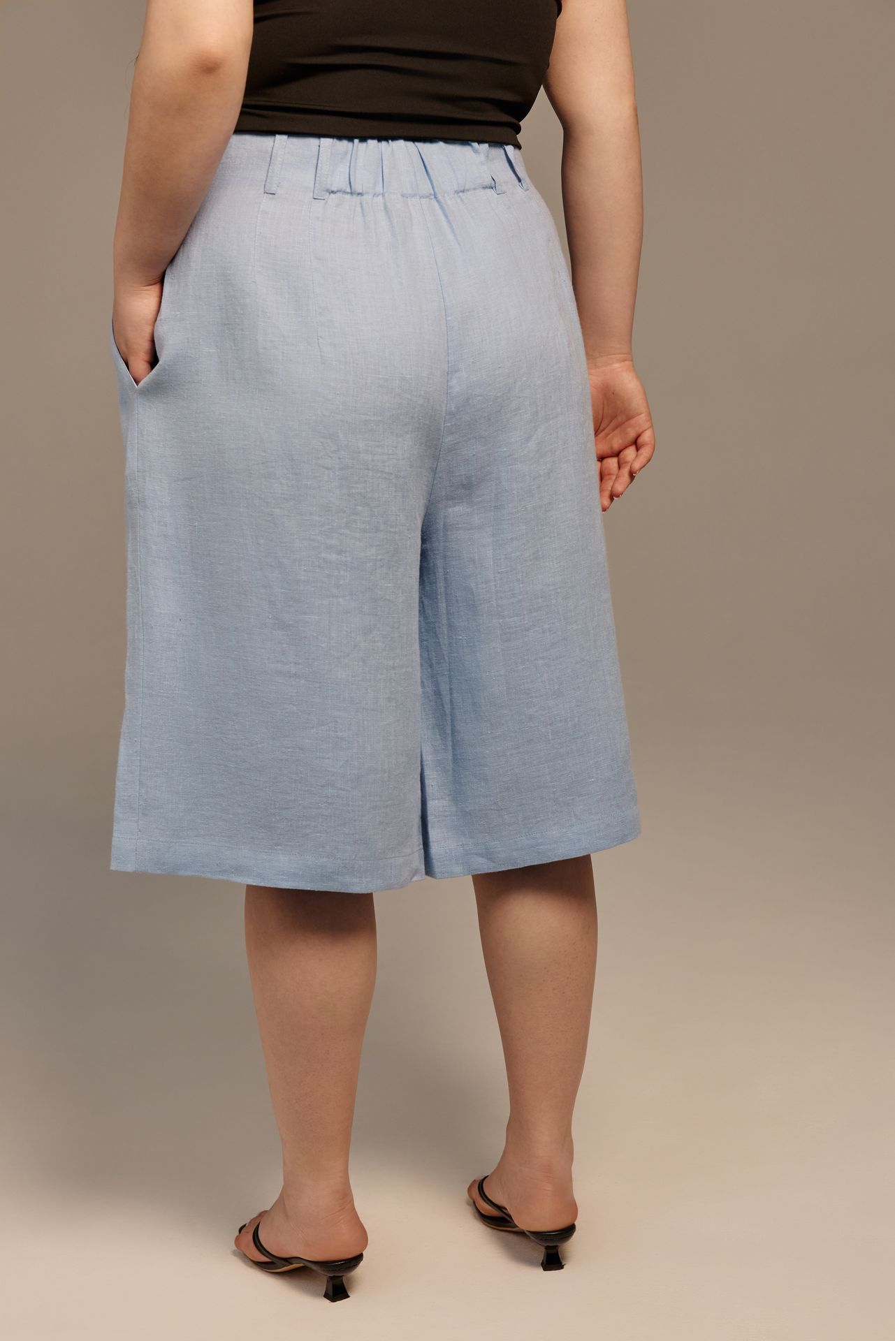 Шорты изо льна АРРИБА