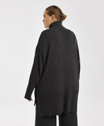 Удлиненный свитер из ангоры