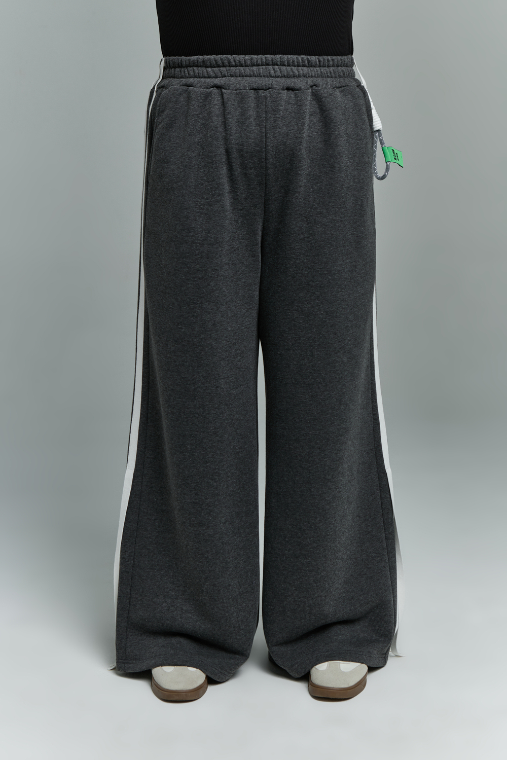 Брюки с лампасами Triple DVN x NGTV