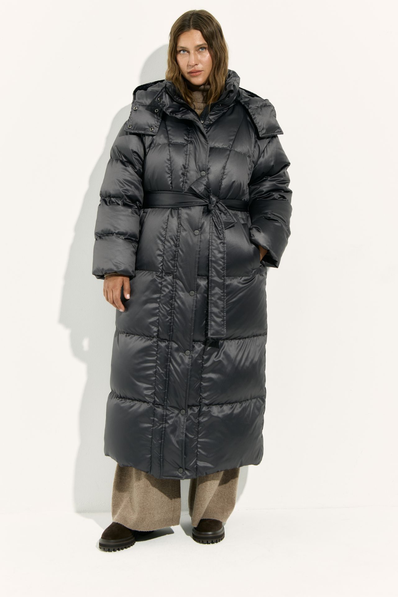 Пуховик длинный