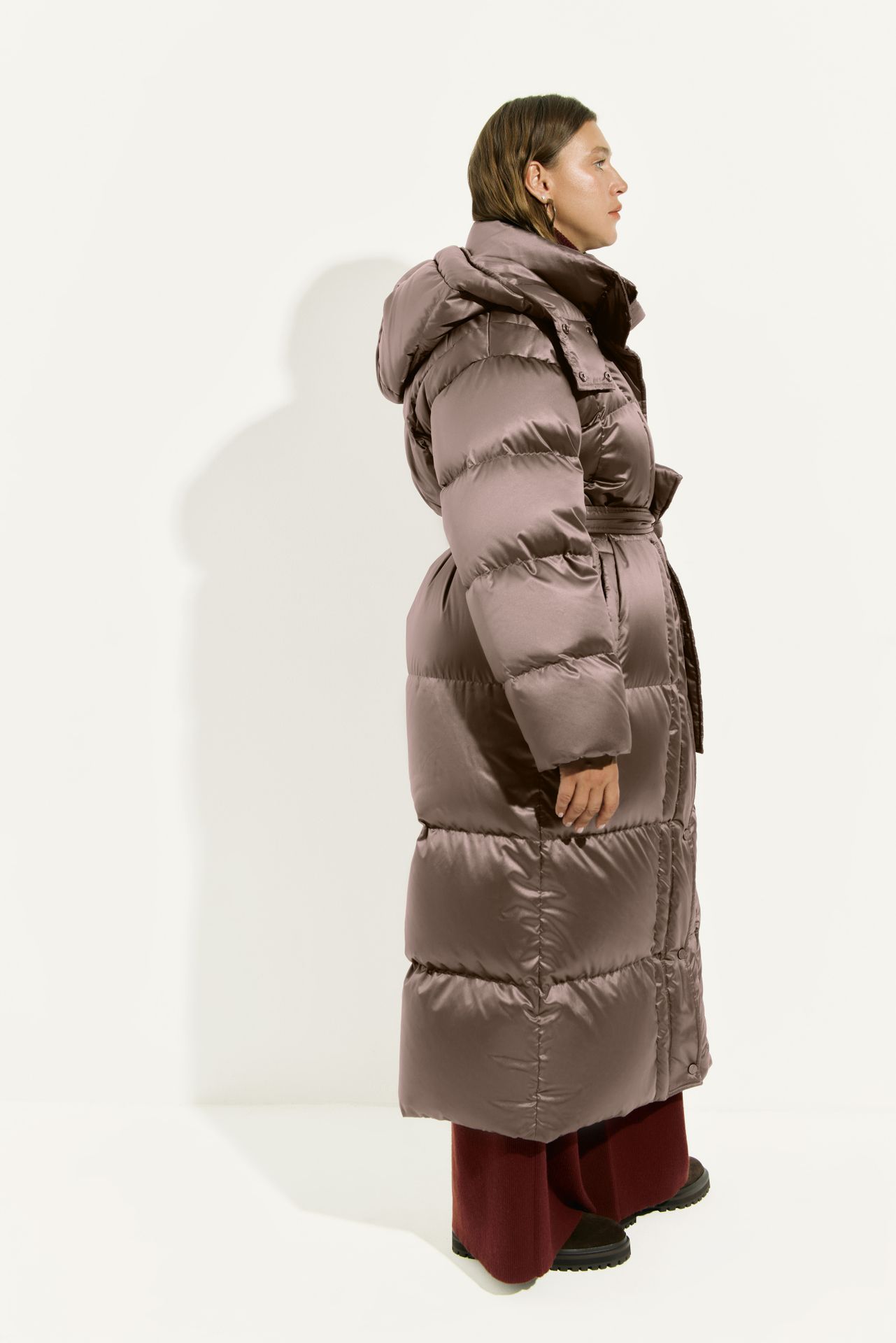 Пуховик длинный с премиальным наполнителем RENE