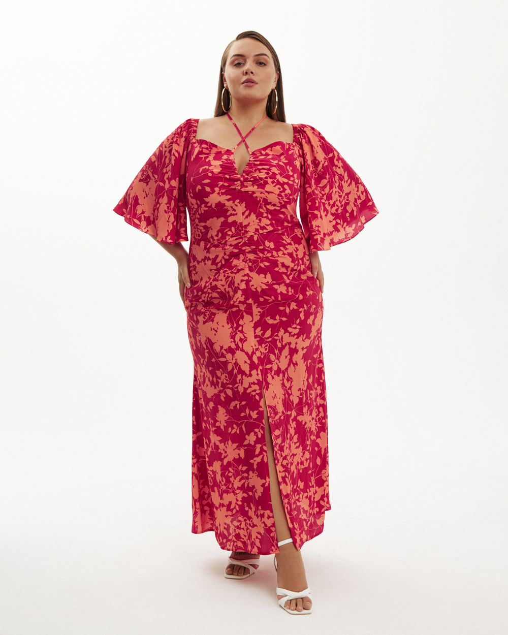 Платье со шнуровкой по спине