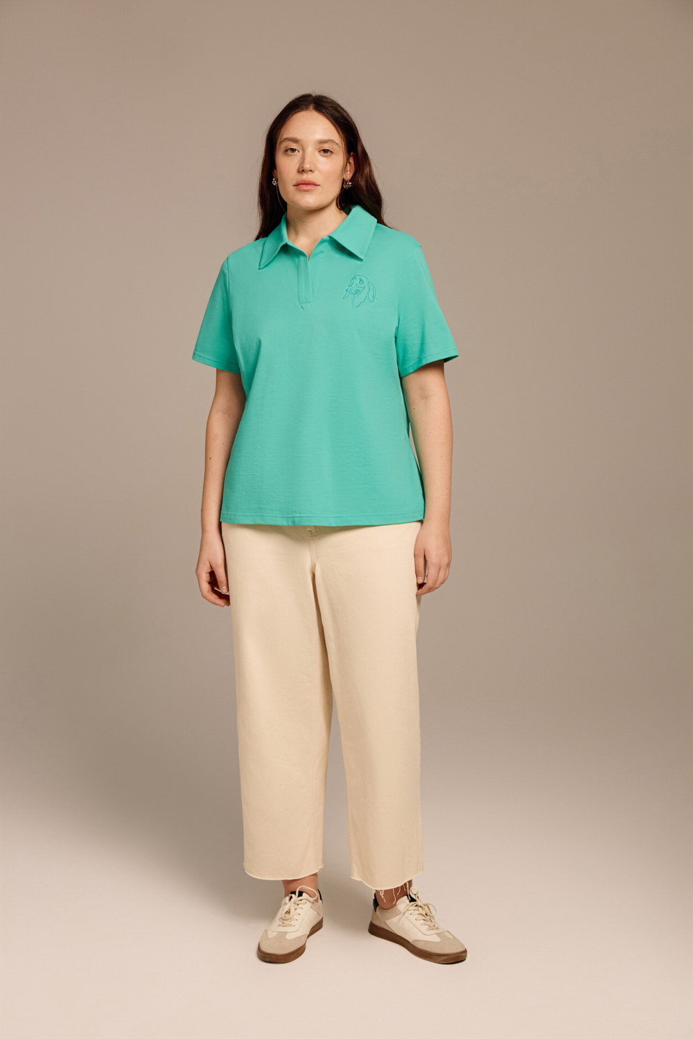 Поло с вышивкой