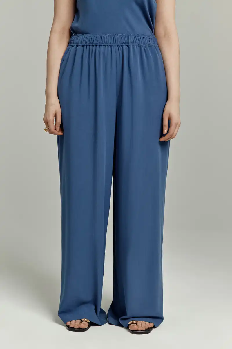 Брюки струящиеся