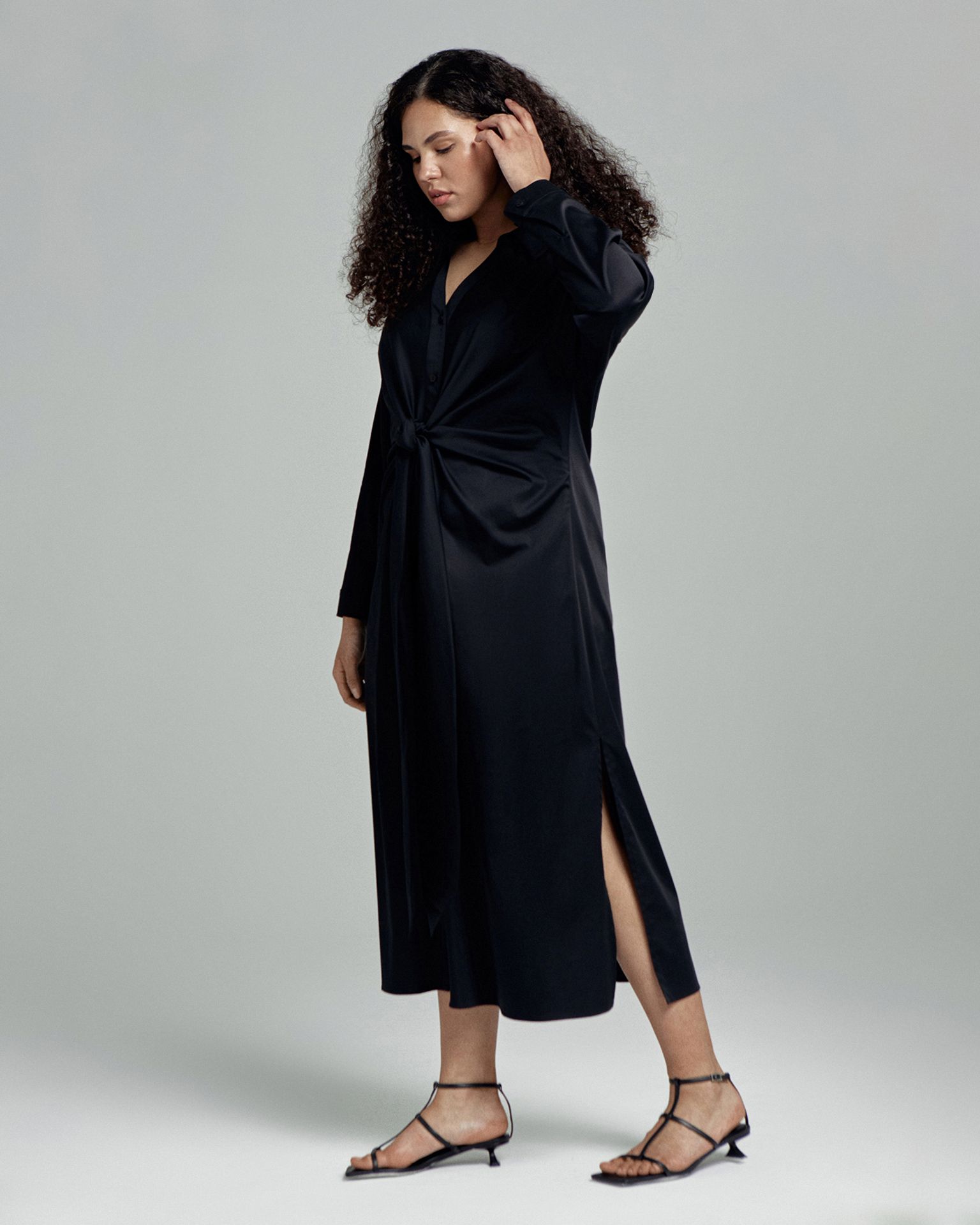 Платье-рубашка с драпирующимся поясом