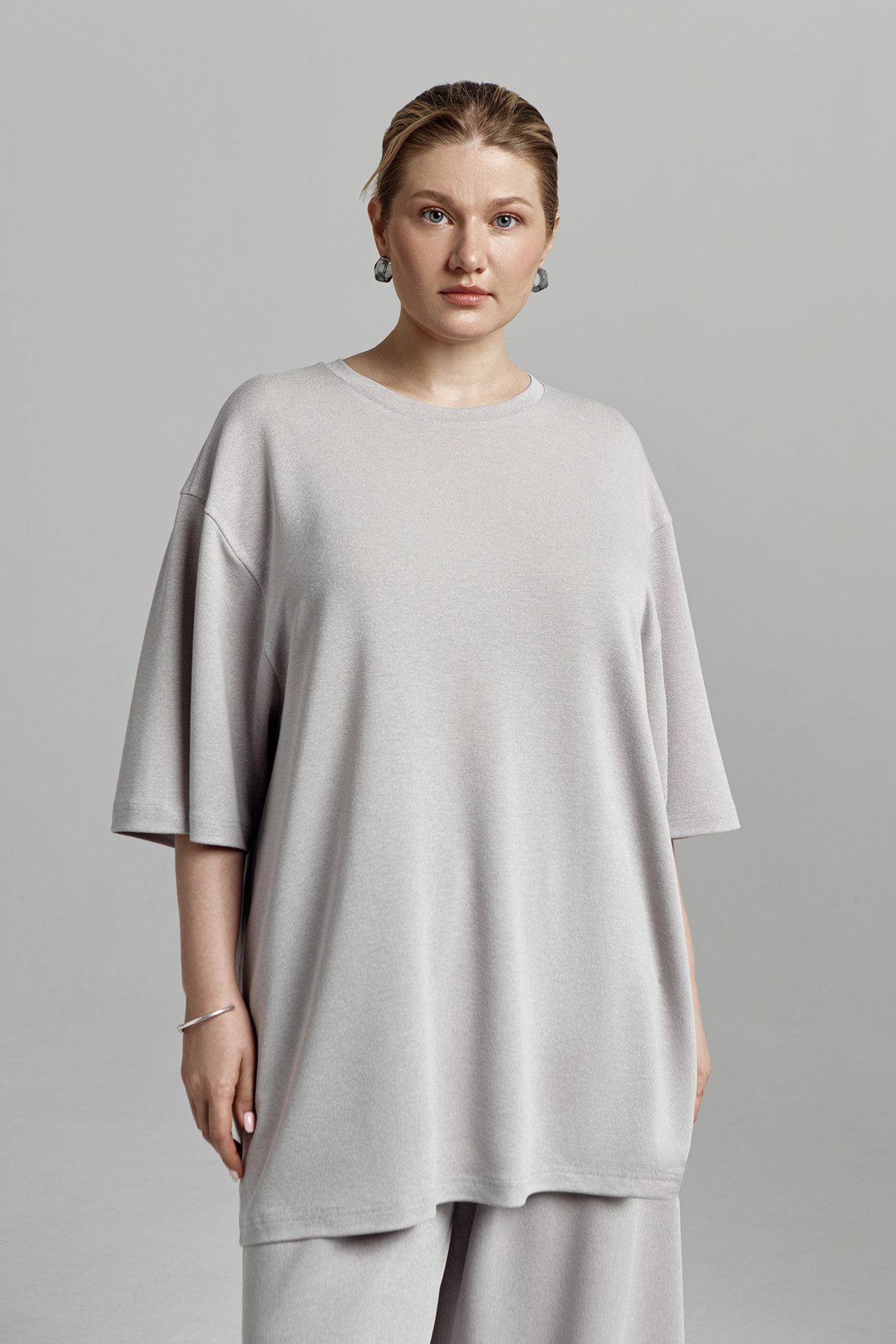 Футболка оверсайз струящаяся