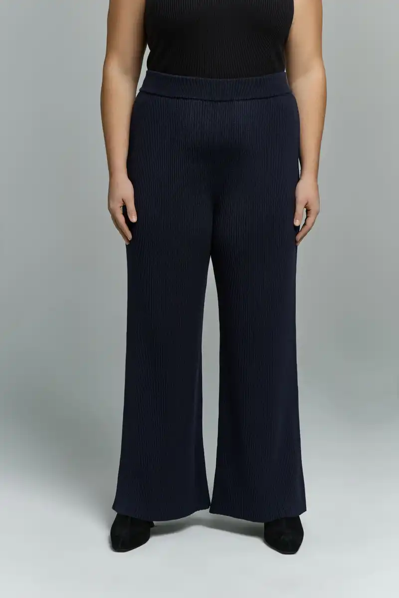 Брюки клеш LORRAINE