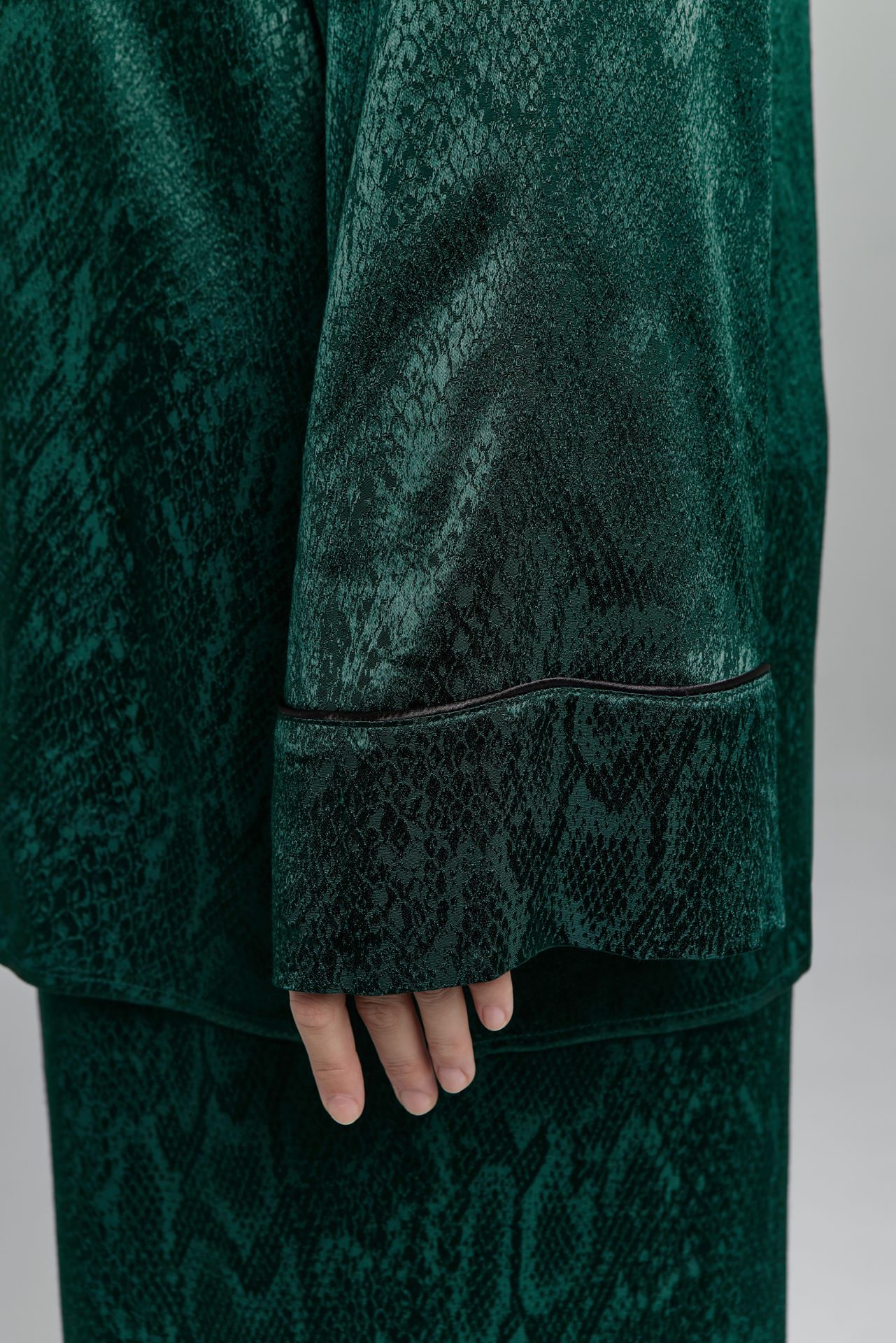 Блуза с кантом SECRET