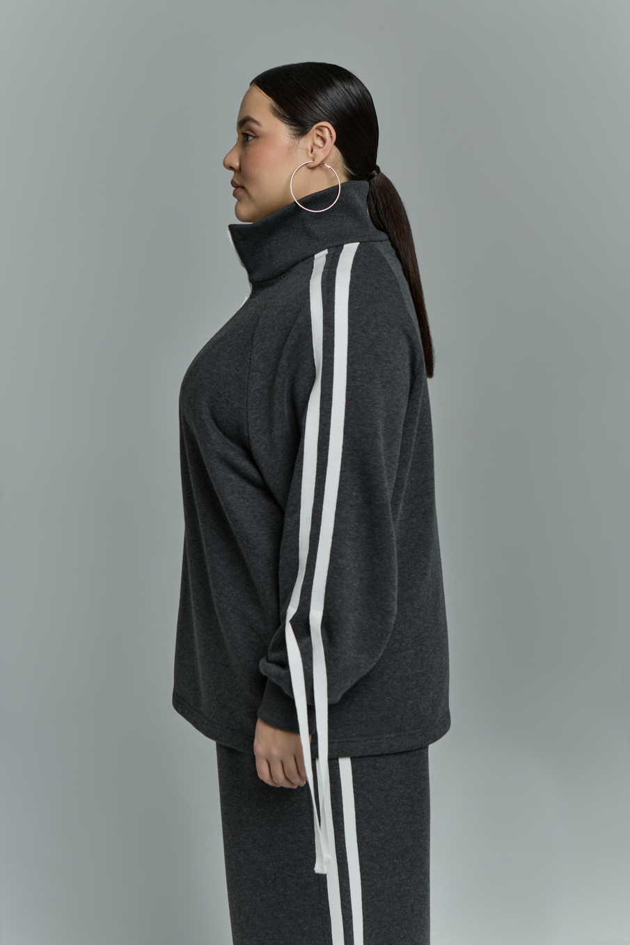 Свитшот с лампасами Triple DVN x NGTV