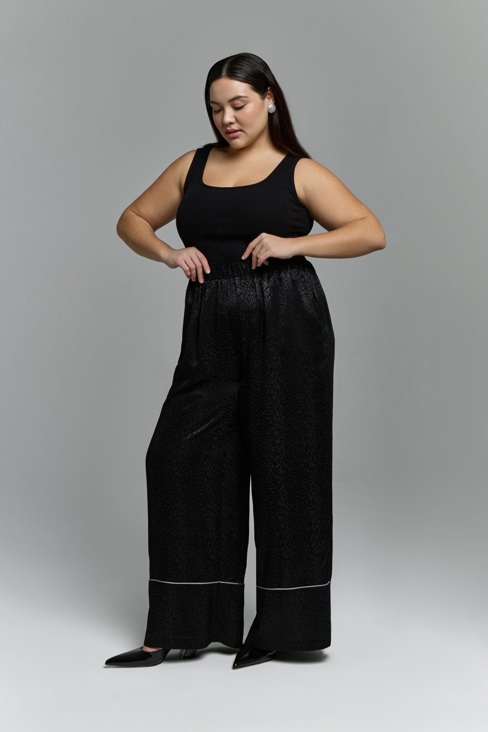 Брюки с кантом SECRET