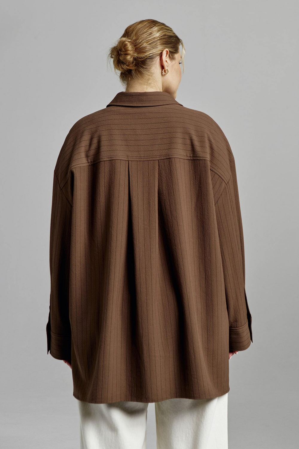 Рубашка с вышивкой