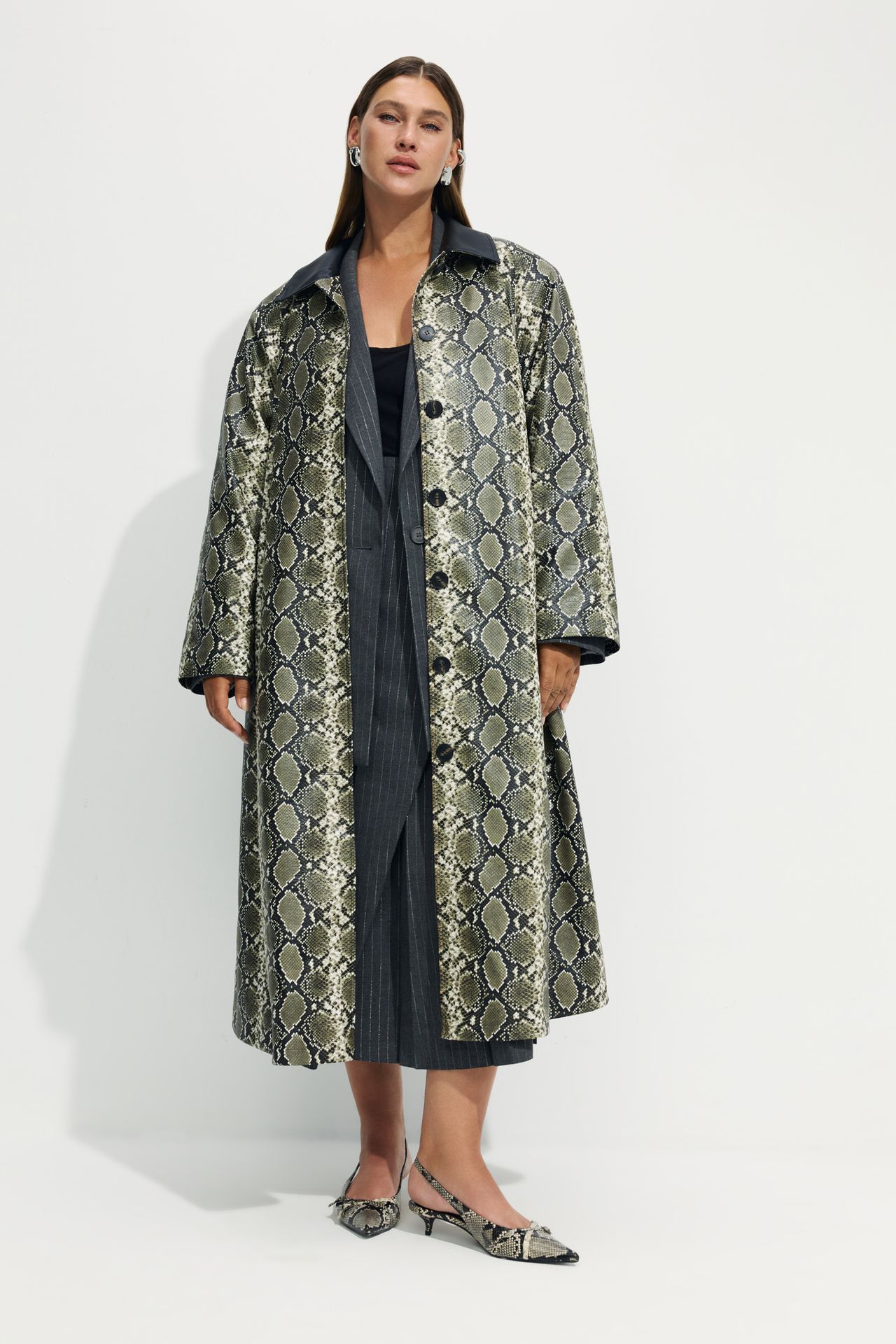 Плащ КИНСКИ