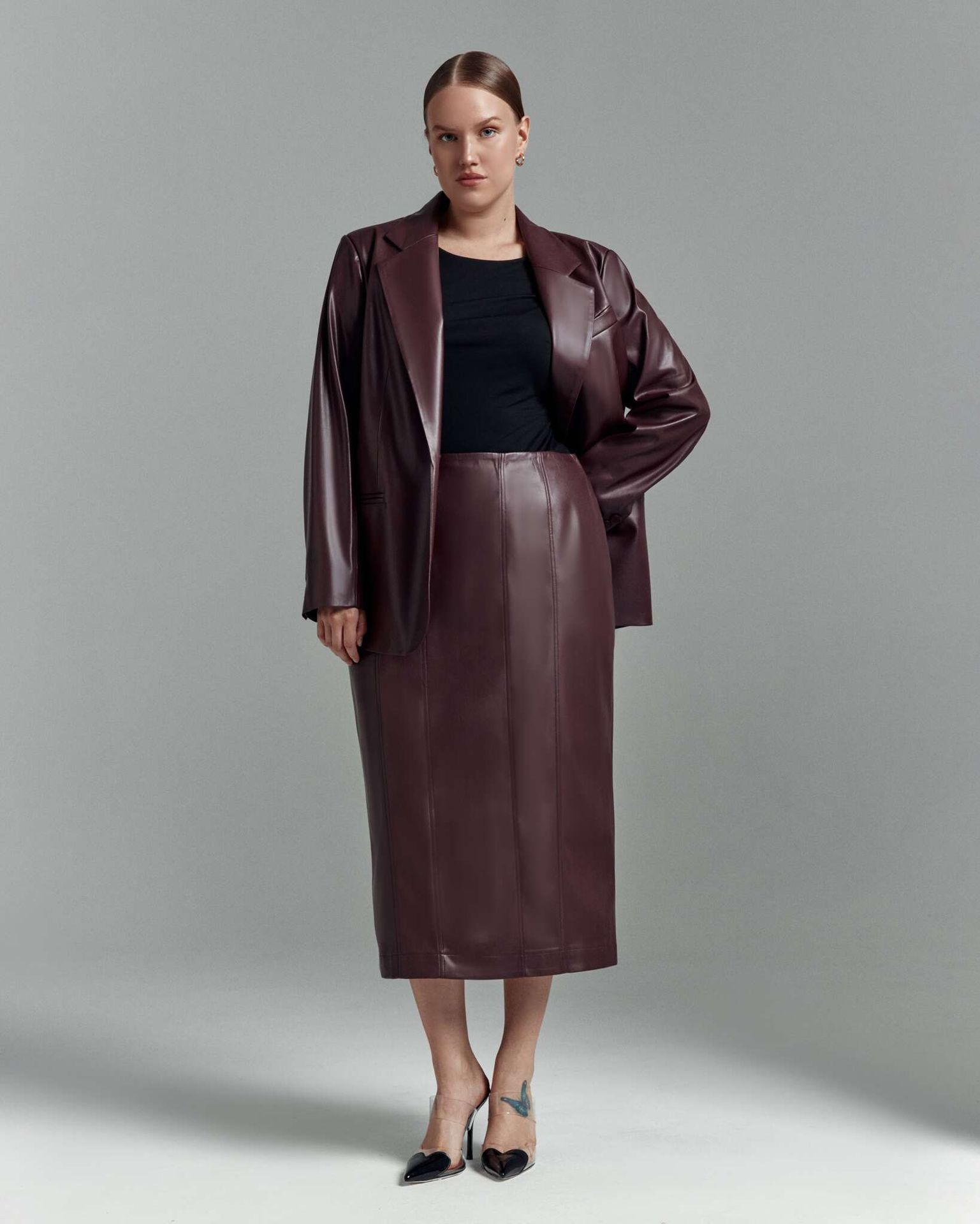 Юбка из экокожи