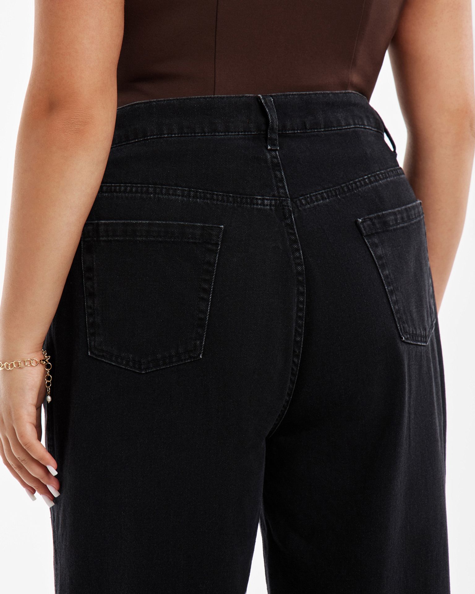 Джинсы широкие HARLOW