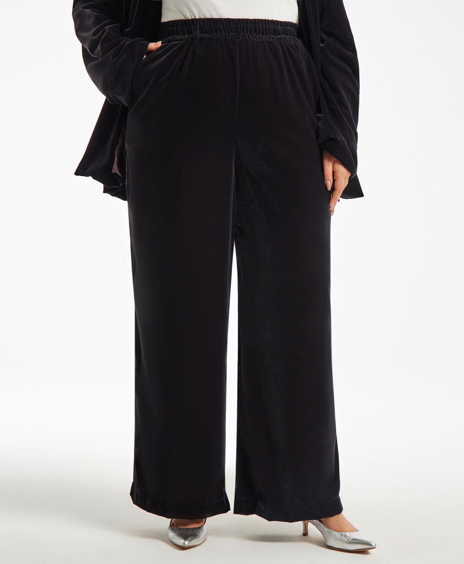 Брюки бархатные