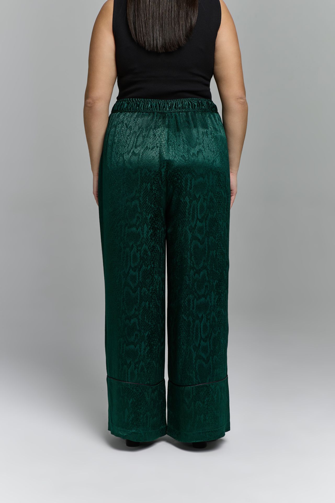 Брюки с кантом SECRET