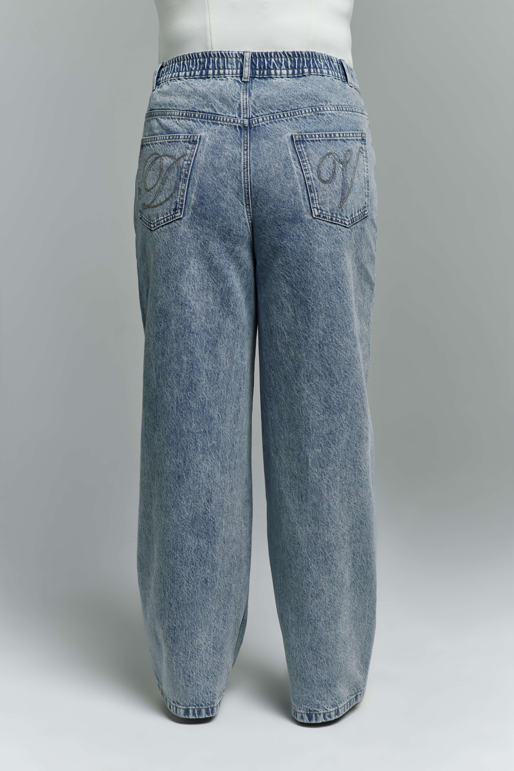 Джинсы с вышивкой Бритни