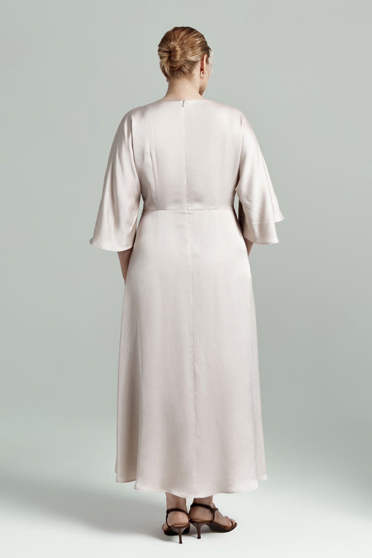 Платье нарядное