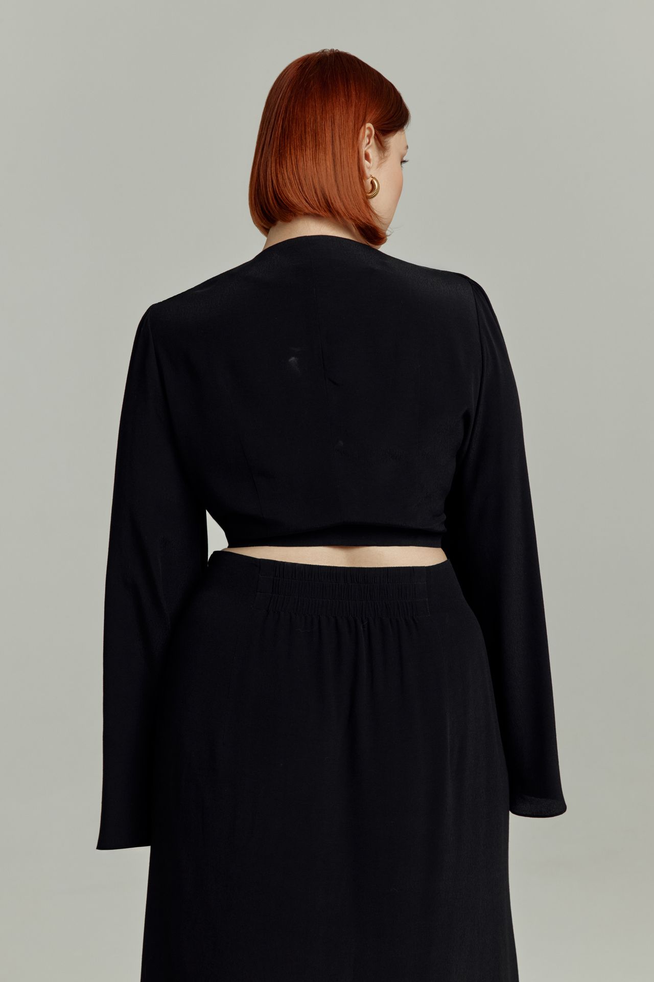 Топ-блуза к юбке на пуговицах