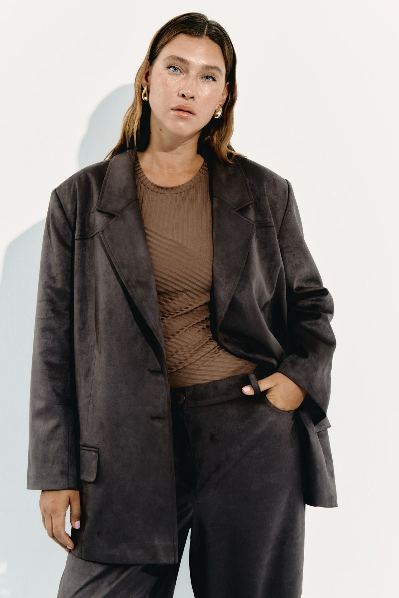 Лонгслив в рубчик JETT