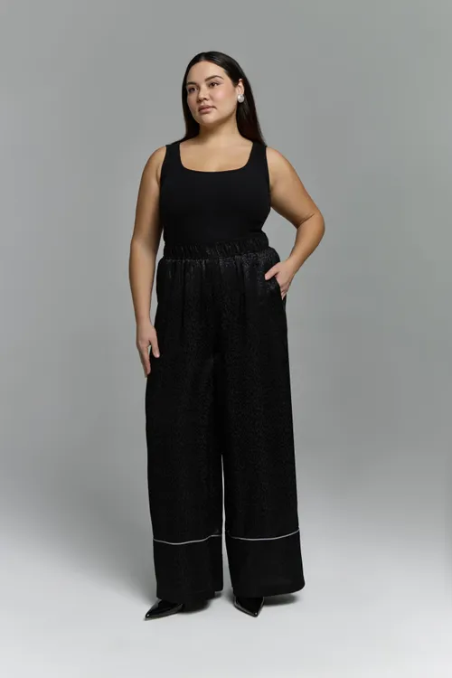 Брюки с кантом SECRET