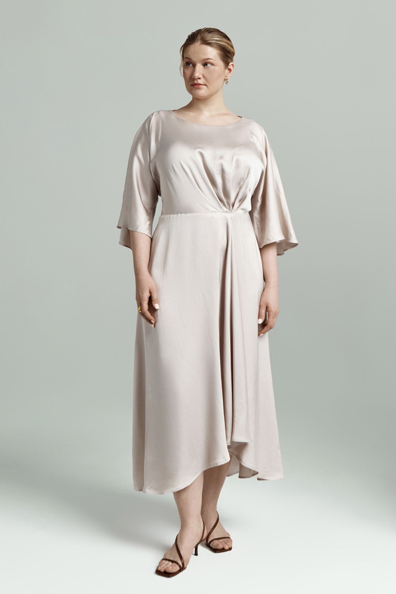 Платье нарядное