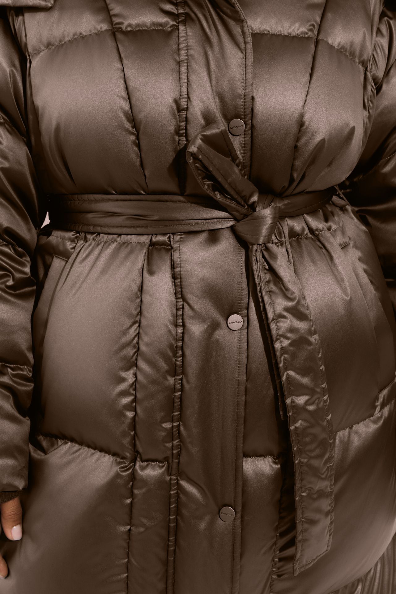 Пуховик длинный с премиальным наполнителем RENE