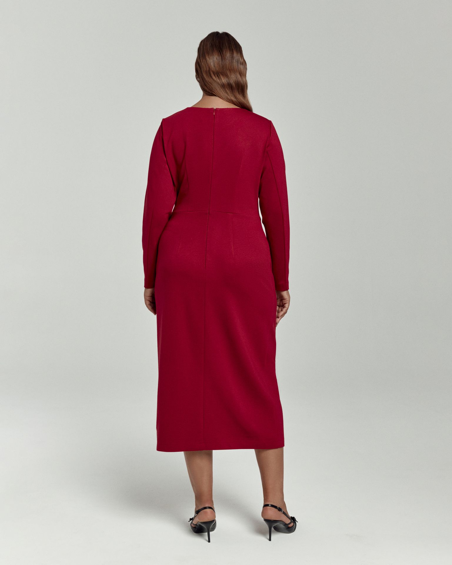 Платье трикотажное с узлом